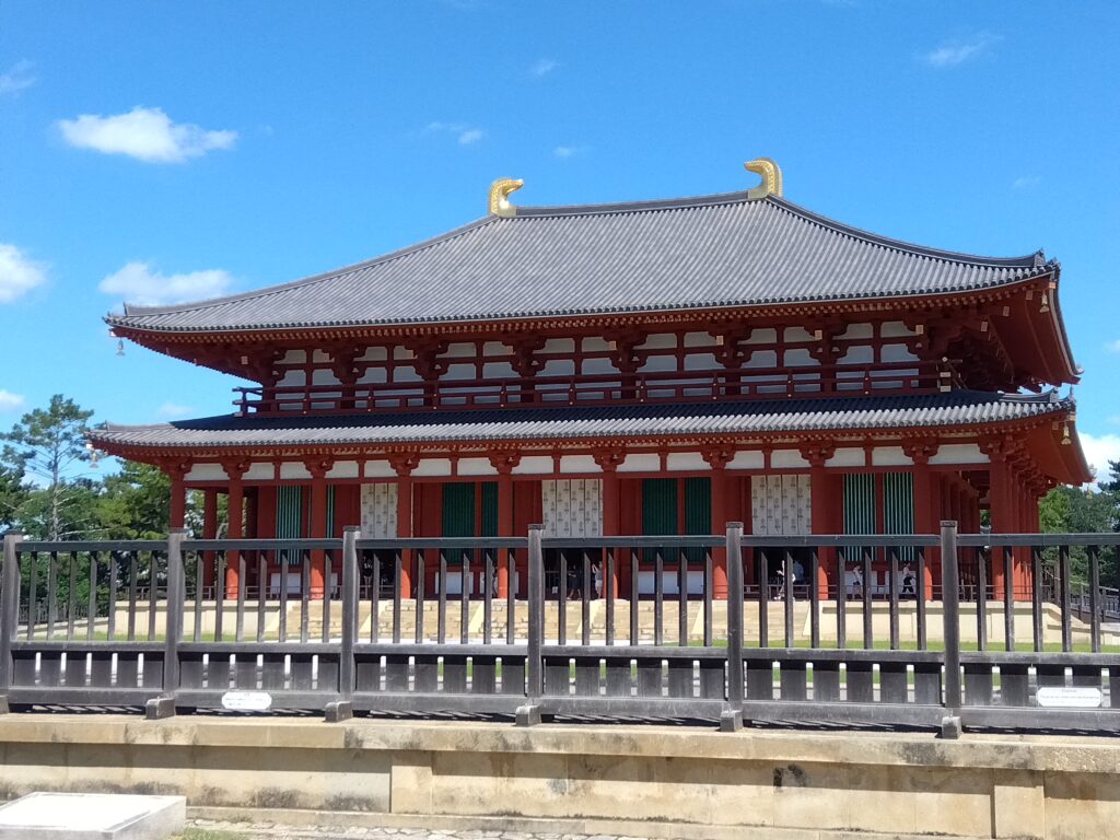 興福寺中金堂